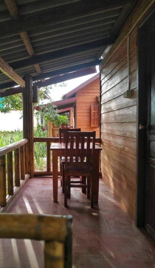 Nana Bungalows Ban Tan Luaran gambar