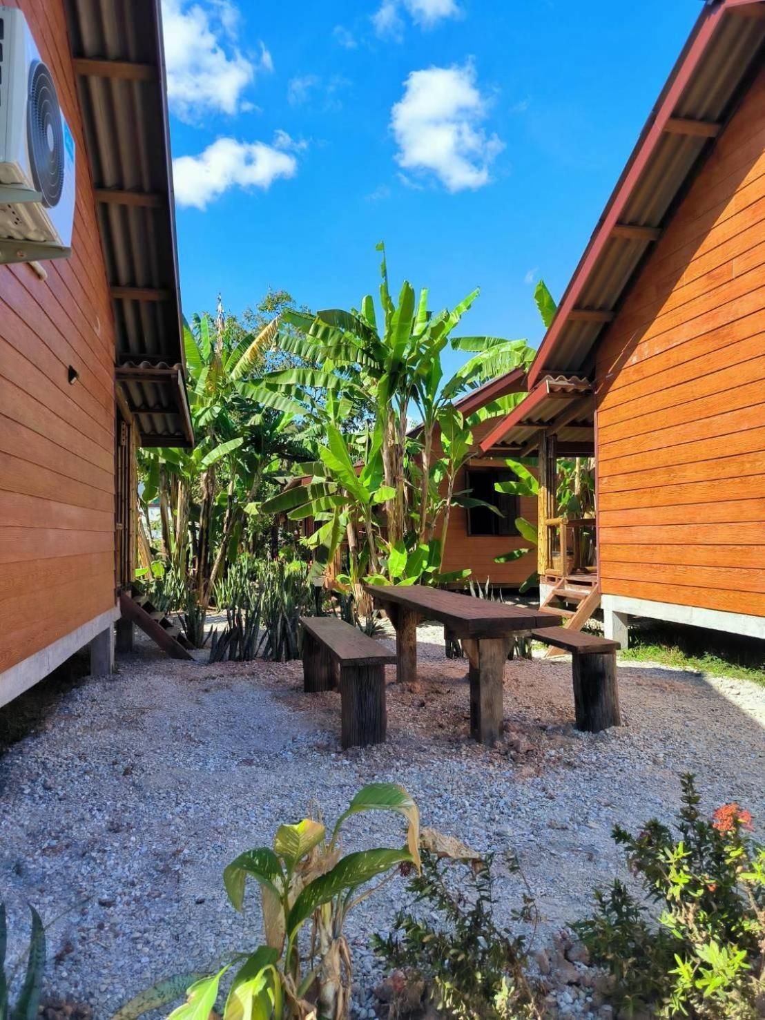 Nana Bungalows Ban Tan Luaran gambar