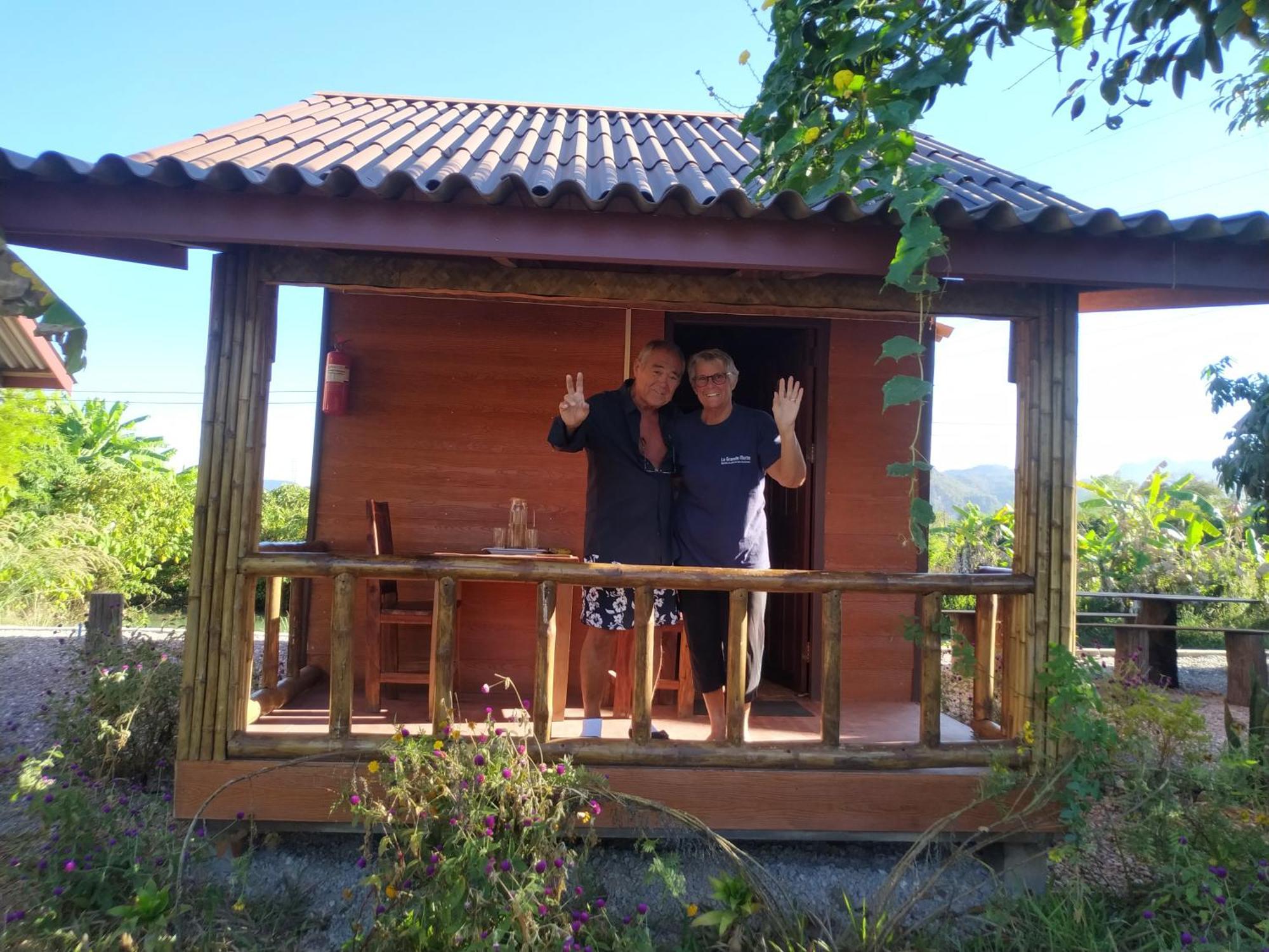 Nana Bungalows Ban Tan Bilik gambar